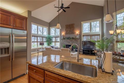 199 Walker Rdg, Little Switzerland, NC 28749 photo 11