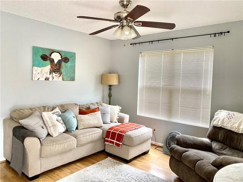 102 NE Brandywine Dr NE #Y6, Conover, NC 28613 photo 5