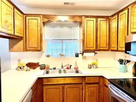 102 NE Brandywine Dr NE #Y6, Conover, NC 28613 photo 9