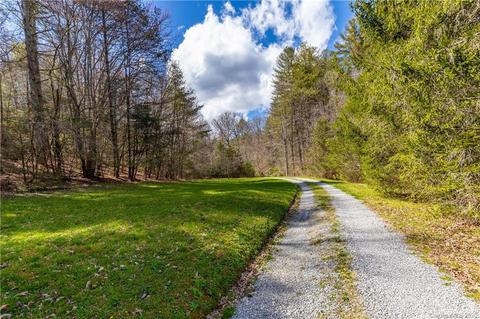 13 Brooks Rd, Brevard, NC 28712 photo 5