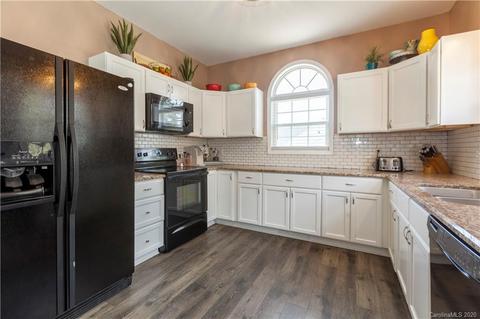 2017 Hunters Ridge Rd, Lancaster, SC 29720 photo 17