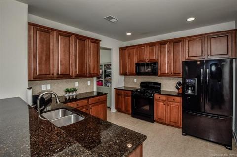 18111 Train Station Dr, Cornelius, NC 28031 photo 14