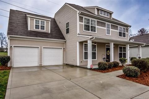 18111 Train Station Dr, Cornelius, NC 28031 photo 3