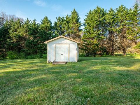 2402 Honeycutt Simpson Rd, Monroe, NC 28110 photo 23
