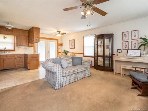 2402 Honeycutt Simpson Rd, Monroe, NC 28110 photo 4