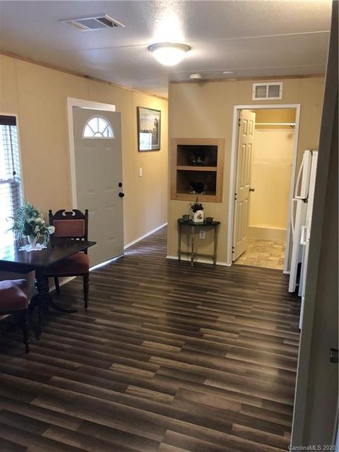 125 Traders Loop, Maggie Valley, NC 28751 photo 6