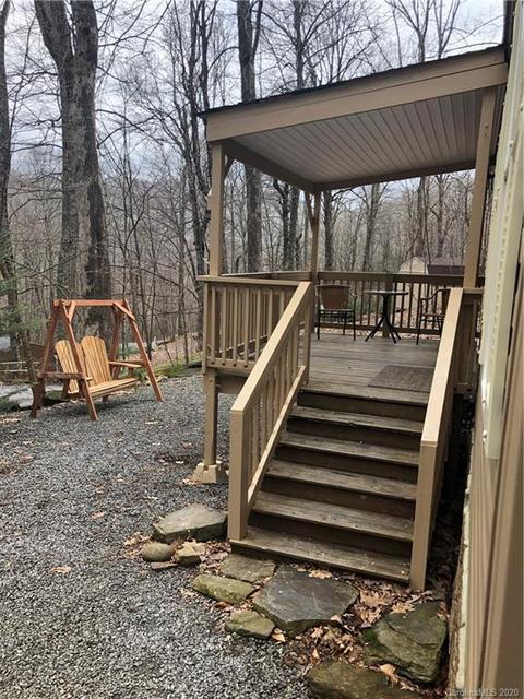 125 Traders Loop, Maggie Valley, NC 28751 photo 3