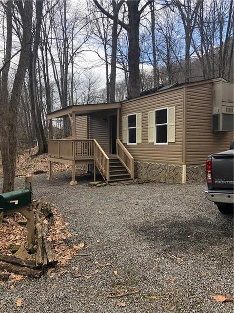 125 Traders Loop, Maggie Valley, NC 28751 photo 1