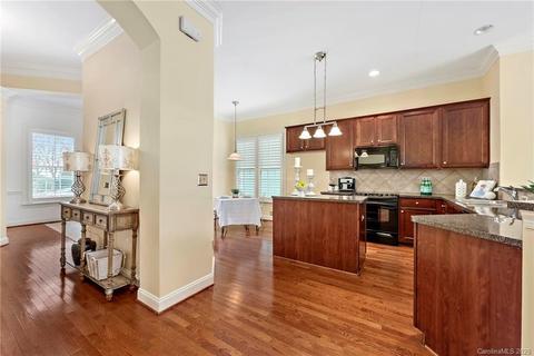 527 Fourth Baxter Xing, Fort Mill, SC 29708 photo 12