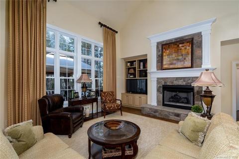 6243 Fox Chase Dr, Davidson, NC 28036 photo 3