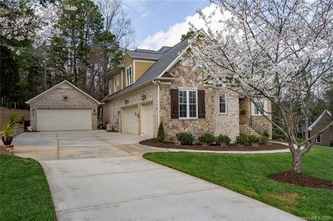 6243 Fox Chase Dr, Davidson, NC 28036 photo 29