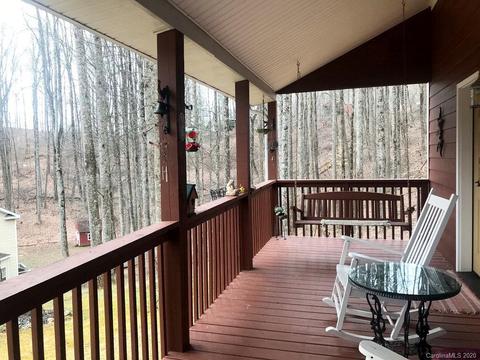 139 Calm Breeze Cv, Sylva, NC 28779 photo 2