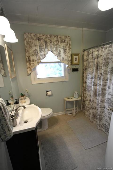 47 Broadway Ext, Tryon, NC 28782 photo 14