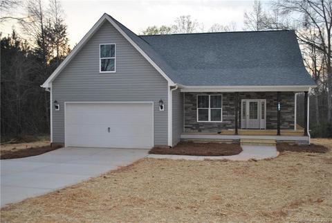 1003 Kendrick Rd, Clover, SC 29710 photo 1