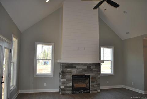 1003 Kendrick Rd, Clover, SC 29710 photo 3