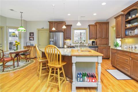 3784 E Maiden Rd, Maiden, NC 28650 photo 10