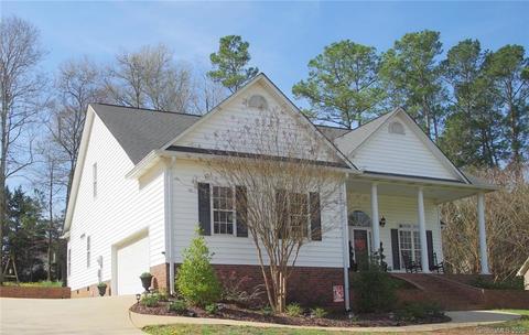 1111 Craig Ave, Lancaster, SC 29720 photo 2