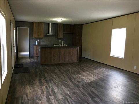 385 Davidson Rd, Clover, SC 29710 photo 4
