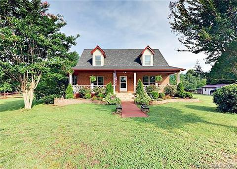 65 Nature Ln, Mill Spring, NC 28756 photo 1