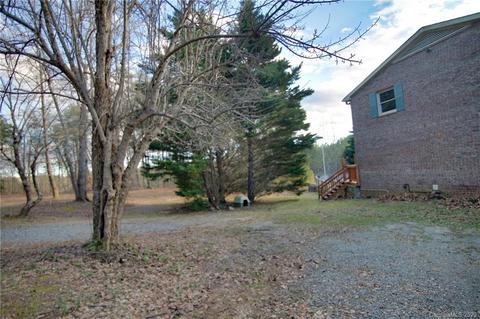 268 Painter Rd, Mill Spring, NC 28756 photo 4