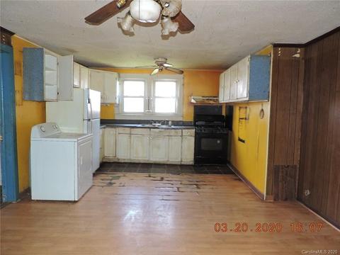 45 3rd St, Cramerton, NC 28032 photo 6