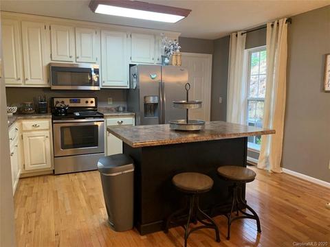 150 Mule Pen Rd, Sylva, NC 28779 photo 6