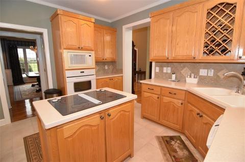 3620 Bermuda Dr, Conover, NC 28613 photo 9