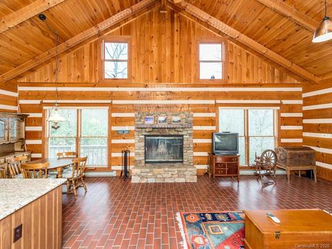 460 Fairview Forest Dr, Fairview, NC 28730 photo 14