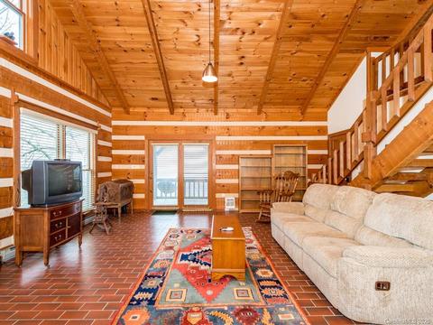460 Fairview Forest Dr, Fairview, NC 28730 photo 12