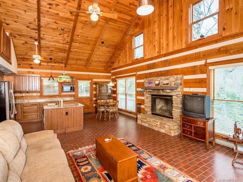 460 Fairview Forest Dr, Fairview, NC 28730 photo 10