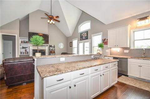 3215 Baucom Manor Rd, Monroe, NC 28110 photo 10