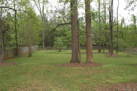 9800 Windrift Rd, Charlotte, NC 28215 photo 29