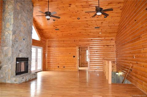 233 Cedarbrook Ln, Nebo, NC 28761 photo 7