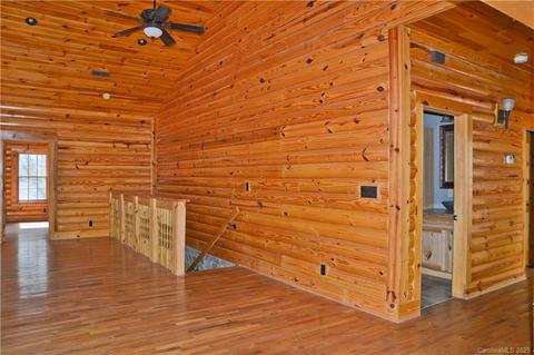 233 Cedarbrook Ln, Nebo, NC 28761 photo 6