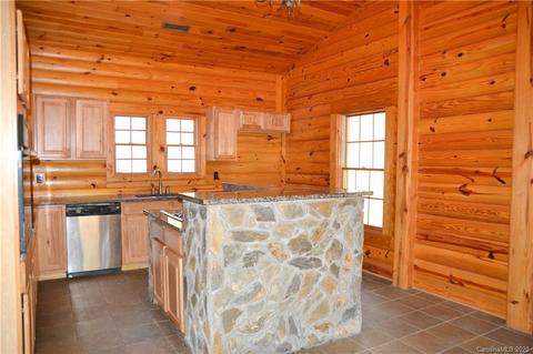 233 Cedarbrook Ln, Nebo, NC 28761 photo 13