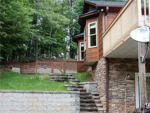 1054 Golden Rd, Tryon, NC 28782 photo 4
