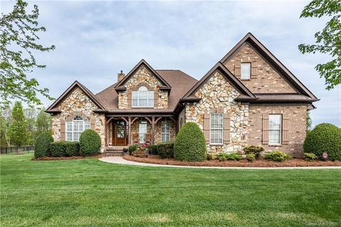 4820 Campobello Dr, Monroe, NC 28110 photo 1