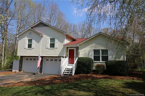 202 Sequoyah Cir, Morganton, NC 28655 photo 2