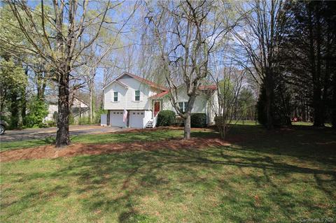 202 Sequoyah Cir, Morganton, NC 28655 photo 3