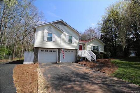 202 Sequoyah Cir, Morganton, NC 28655 photo 4