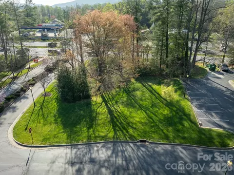 14 Park 14 Pl #14, Brevard, NC 28712
