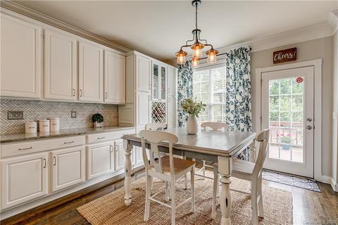 2302 Pine Run, Tega Cay, SC 29708 photo 18