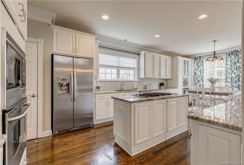 2302 Pine Run, Tega Cay, SC 29708 photo 16
