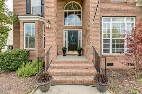 2302 Pine Run, Tega Cay, SC 29708 photo 4
