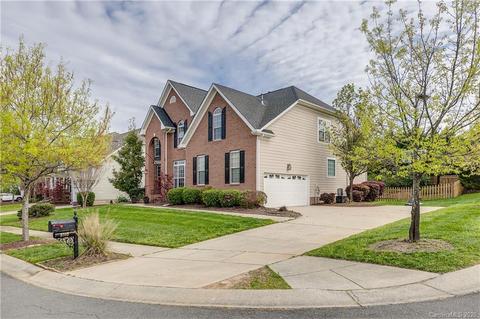2302 Pine Run, Tega Cay, SC 29708 photo 3