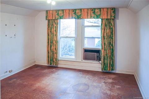 314 Main St, Morganton, NC 28655 photo 11