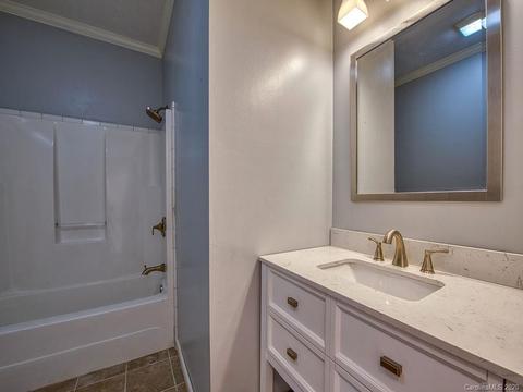 33 Brian Dr, Canton, NC 28716 photo 17