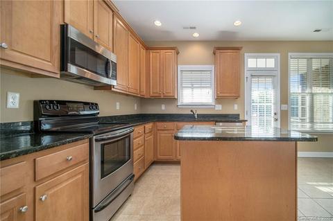 2845 Bivins St, Davidson, NC 28036 photo 3