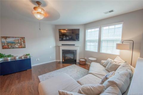 8248 Viewpoint Ln, Cornelius, NC 28031 photo 3
