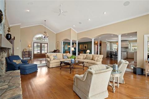 20707 Pointe Regatta Dr, Cornelius, NC 28031 photo 11
